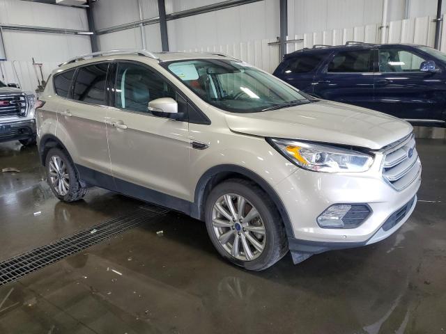 1FMCU9J96JUC08523 - 2018 FORD ESCAPE TITANIUM Світло-коричневий фото 4