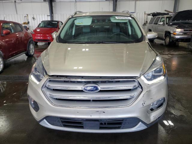 1FMCU9J96JUC08523 - 2018 FORD ESCAPE TITANIUM Світло-коричневий фото 5