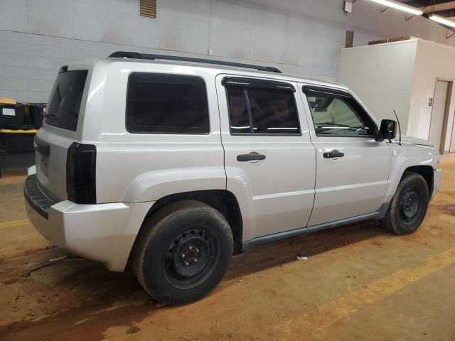1J8FT28W78D649233 - 2008 JEEP PATRIOT SPORT SILVER photo 3