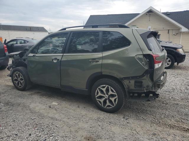 JF2SKAEC5KH425019 - 2019 SUBARU FORESTER PREMIUM 绿色 照片 2
