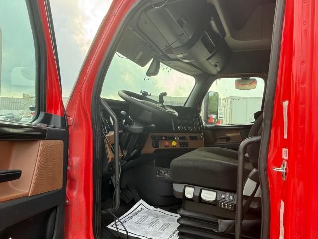 1FUJHHDRXLLKX1874 - 2020 FREIGHTLINER CASCADIA 1 Rot Foto 5