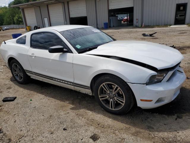 1ZVBP8AMXC5228452 - 2012 FORD MUSTANG WHITE photo 4