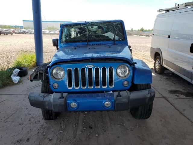 1C4BJWEG9GL225394 - 2016 JEEP WRANGLER U SAHARA BLUE photo 5