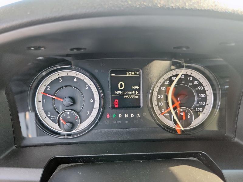 1C6RR6FG6NS245439 - 2022 RAM 1500 CLASSIC TRADESMAN Blanc photo 9