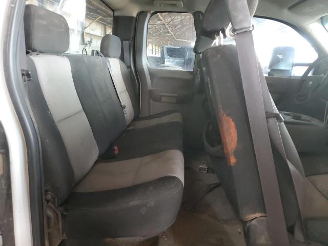 1GCHC29K67E549287 - 2007 CHEVROLET SILVERADO C2500 HEAVY DUTY WHITE photo 10