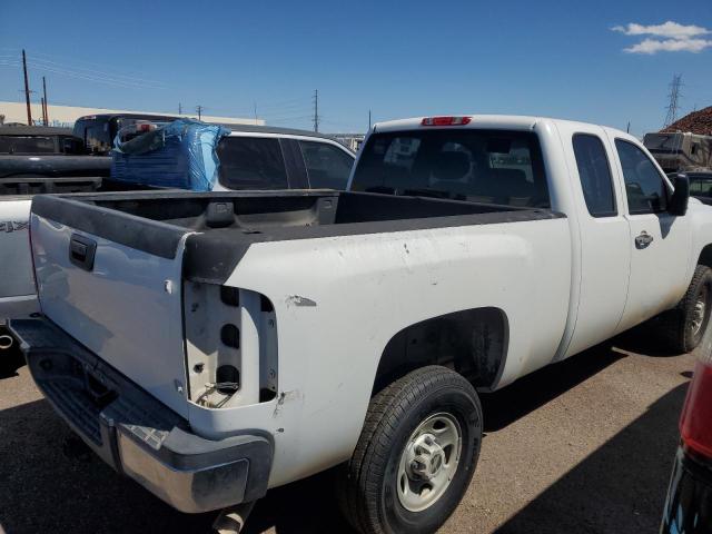 1GCHC29K67E549287 - 2007 CHEVROLET SILVERADO C2500 HEAVY DUTY WHITE photo 3
