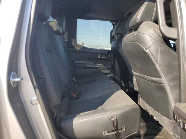 3TMLB5JN4RM078354 - 2024 TOYOTA TACOMA DOUBLE CAB ვერცხლისფერი ფოტო 10