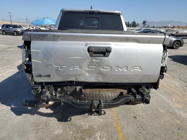3TMLB5JN4RM078354 - 2024 TOYOTA TACOMA DOUBLE CAB ვერცხლისფერი ფოტო 6