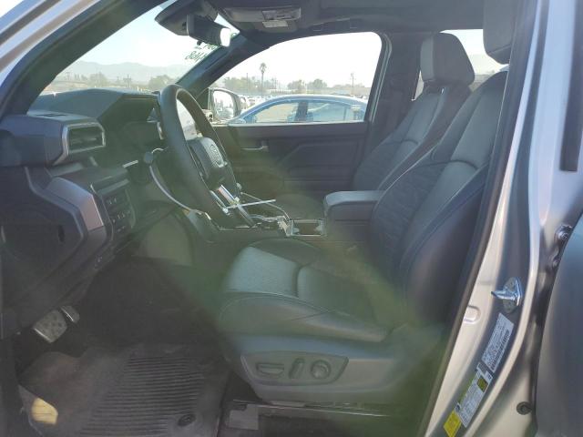 3TMLB5JN4RM078354 - 2024 TOYOTA TACOMA DOUBLE CAB ვერცხლისფერი ფოტო 7