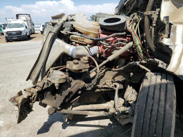 3AKJHLFG5LSLN4955 - 2020 FREIGHTLINER CASCADIA 1 თეთრი ფოტო 7