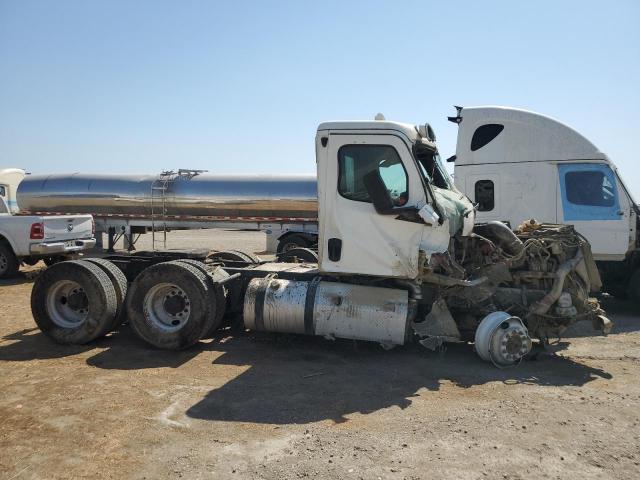 3AKJHLFG5LSLN4955 - 2020 FREIGHTLINER CASCADIA 1 თეთრი ფოტო 9