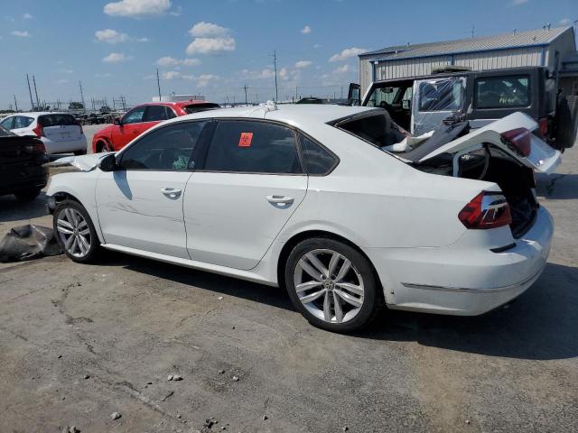 1VWLA7A32KC011009 - 2019 VOLKSWAGEN PASSAT WOLFSBURG WHITE photo 2