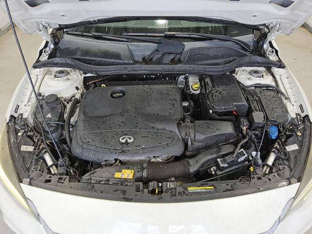 SJKCH5CR1JA046653 - 2018 INFINITI QX30 BASE WHITE photo 12