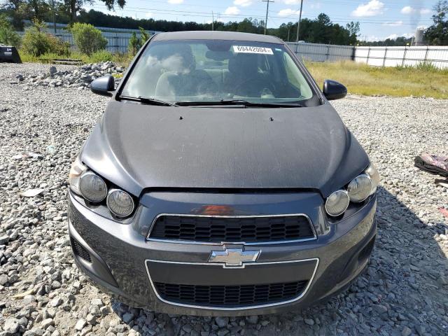 1G1JB5SH4D4125900 - 2013 CHEVROLET SONIC LS CHARCOAL photo 5