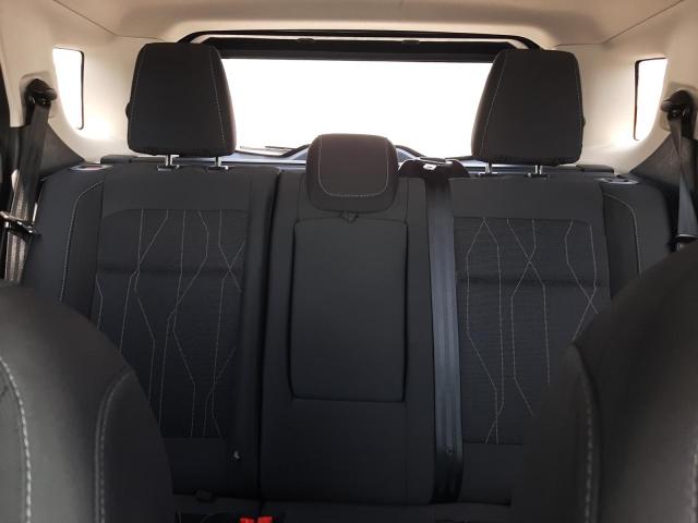 MAJ3P1TE6JC197381 - 2018 FORD ECOSPORT SE შავი ფოტო 10