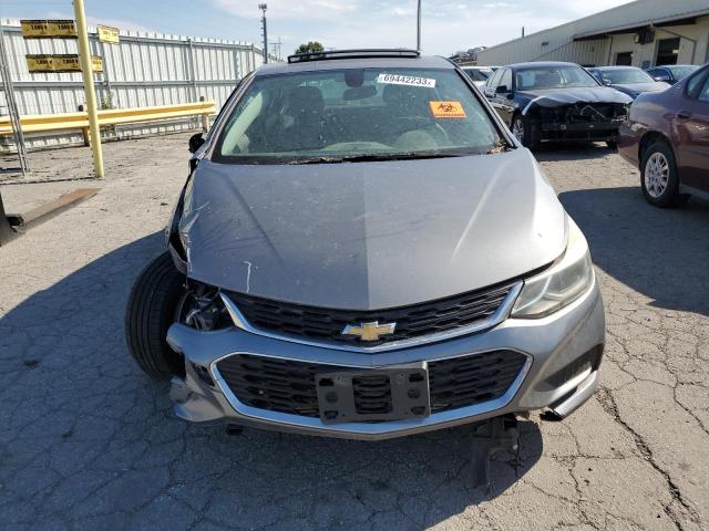 1G1BE5SM4J7175845 - 2018 CHEVROLET CRUZE LT GRAY photo 5