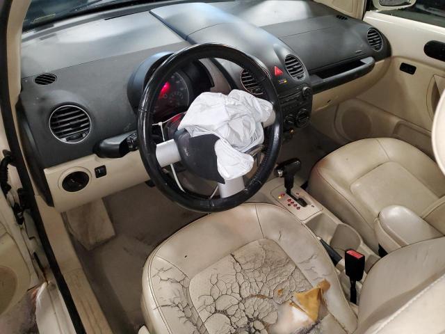 3VWPW3AG7AM011969 - 2010 VOLKSWAGEN NEW BEETLE BEIGE photo 8