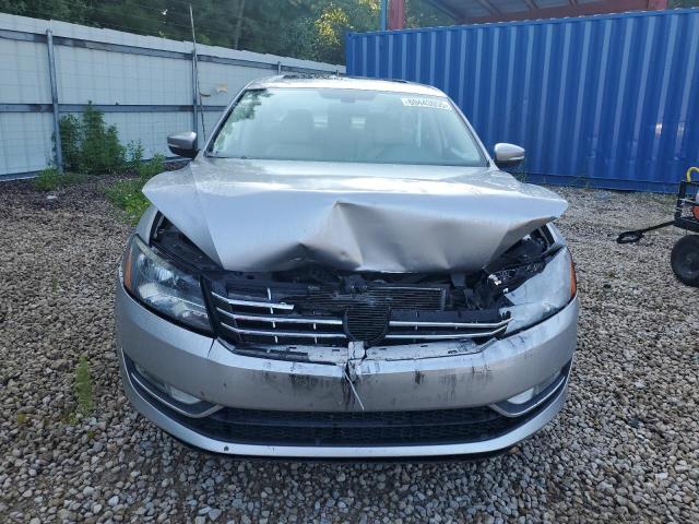 1VWCP7A31DC146838 - 2013 VOLKSWAGEN PASSAT SEL SILVER photo 5
