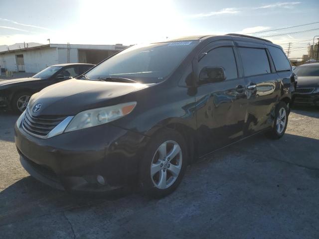 2015 TOYOTA SIENNA LE, 