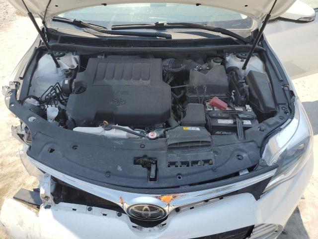 4T1BK1EB7JU274661 - 2018 TOYOTA AVALON XLE WHITE photo 11