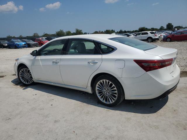 4T1BK1EB7JU274661 - 2018 TOYOTA AVALON XLE WHITE photo 2