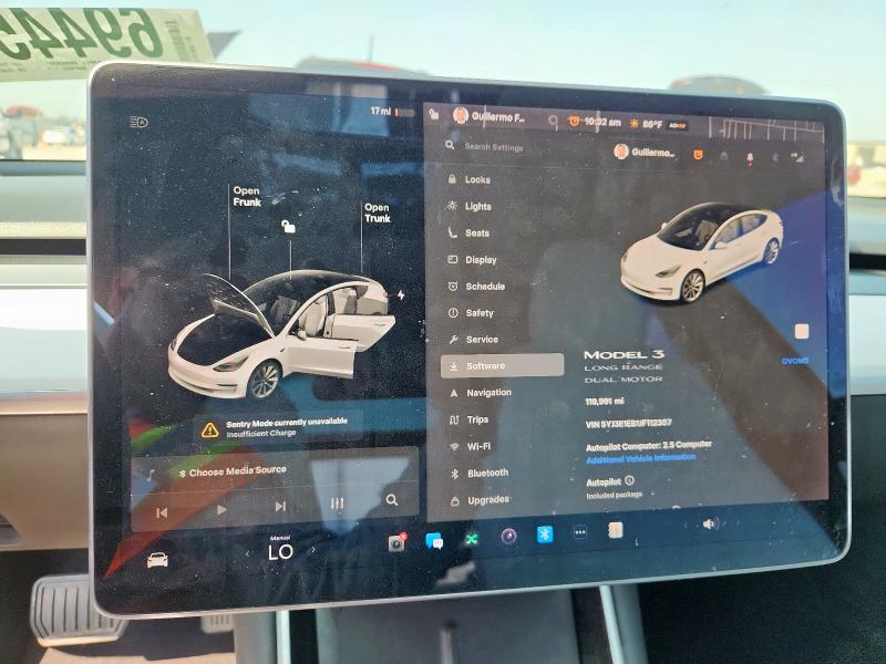 5YJ3E1EB1JF112307 - 2018 TESLA MODEL 3 თეთრი ფოტო 9