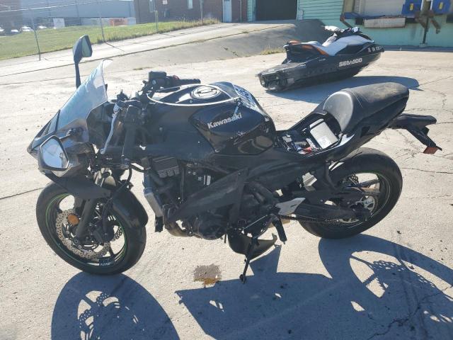 ML5EXER10SDAE7754 - 2025 KAWASAKI EX650 R Чорний фото 3