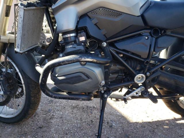 WB10A1106GZ670043 - 2016 BMW R1200 GS GRAY photo 7