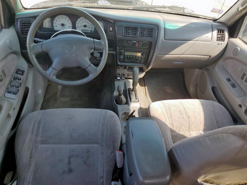 5TEHN72N71Z761423 - 2001 TOYOTA TACOMA DOUBLE CAB 银色 照片 8