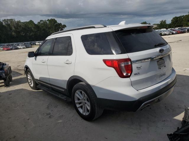 1FM5K7D87HGB27898 - 2017 FORD EXPLORER XLT WHITE photo 2