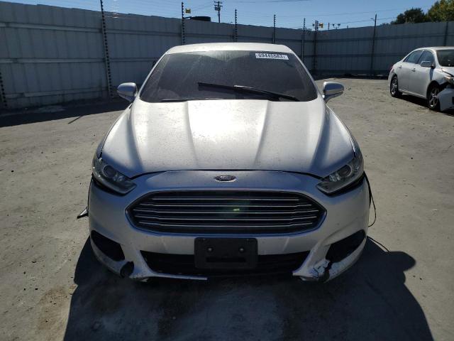 3FA6P0H77ER123749 - 2014 FORD FUSION SE SILVER photo 5