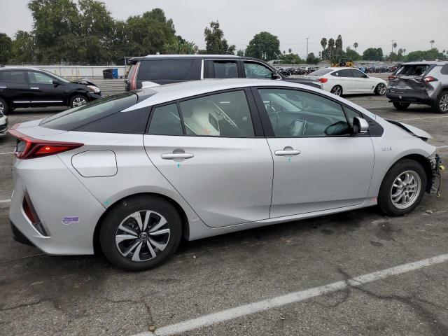 JTDKARFP0K3118467 - 2019 TOYOTA PRIUS PRIM ვერცხლისფერი ფოტო 3
