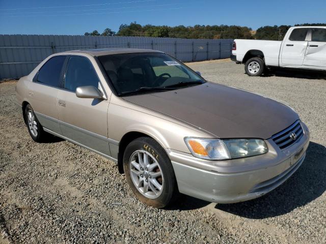 JT2BF28K710322122 - 2001 TOYOTA CAMRY LE Beige photo 4