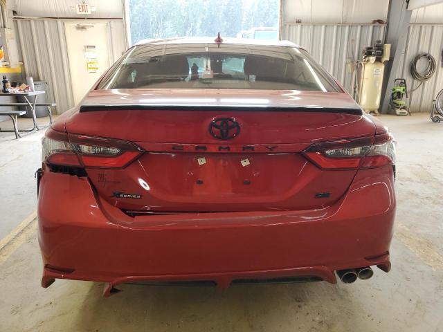 4T1G11AK5PU144479 - 2023 TOYOTA CAMRY SE NIGHT SHADE RED photo 6