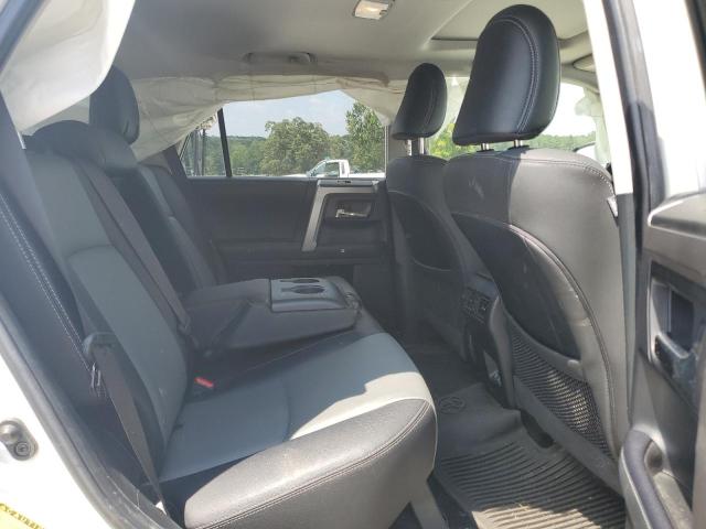 JTEFU5JR7M5241454 - 2021 TOYOTA 4RUNNER SR5 白色 照片 11