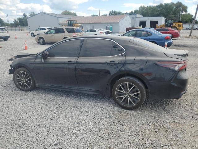 4T1T11AKXRU881498 - 2024 TOYOTA CAMRY SE NIGHT SHADE BLACK photo 2