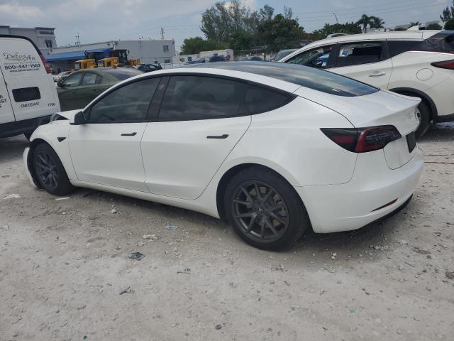 5YJ3E1EA1PF566931 - 2023 TESLA MODEL 3 WHITE photo 2