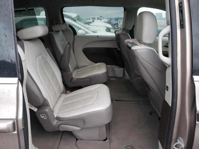 2C4RC1EGXHR656895 - 2017 CHRYSLER PACIFICA TOURING L PLUS GRAY photo 11