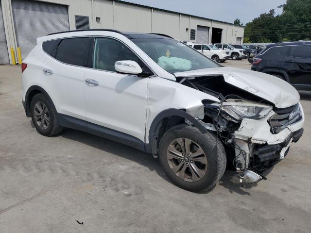 5XYZU3LB4GG325071 - 2016 HYUNDAI SANTA FE SPORT WHITE photo 4