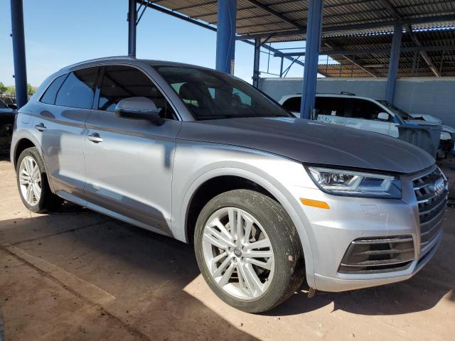 WA1BNAFY5J2008267 - 2018 AUDI Q5 PREMIUM PLUS SILVER photo 4