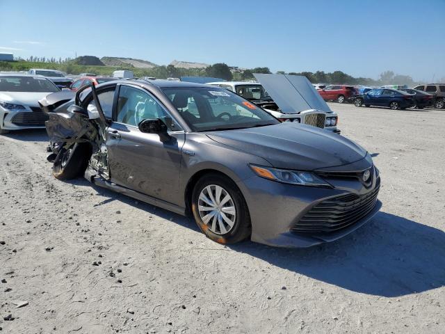 4T1B31HK3KU512077 - 2019 TOYOTA CAMRY LE GRAY photo 4