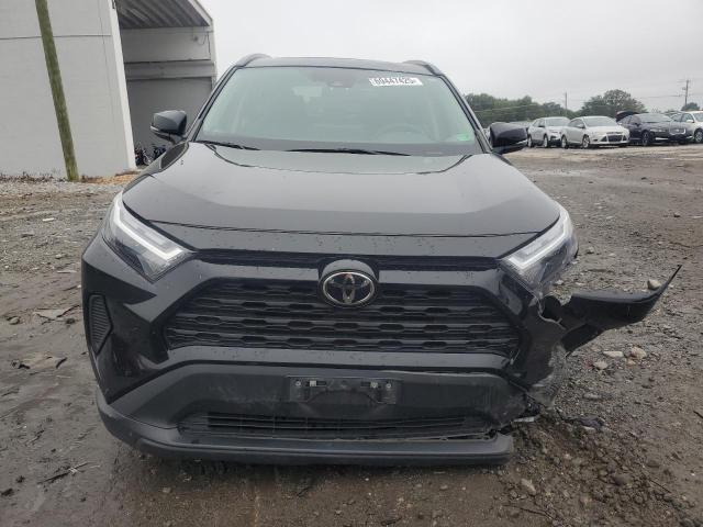 2T3P1RFV8NC313837 - 2022 TOYOTA RAV4 XLE BLACK photo 5