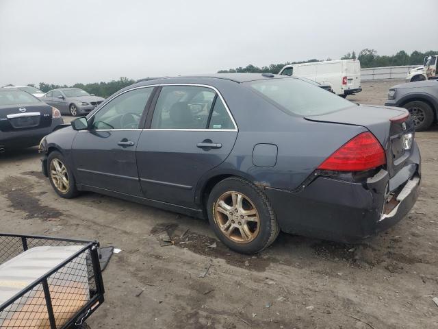 1HGCM56807A210941 - 2007 HONDA ACCORD EX GRAY photo 2