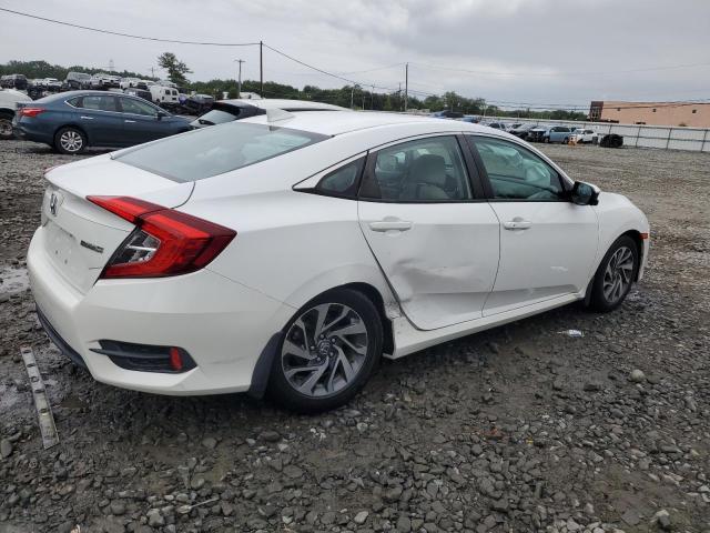 2HGFC2F73JH568405 - 2018 HONDA CIVIC EX WHITE photo 3