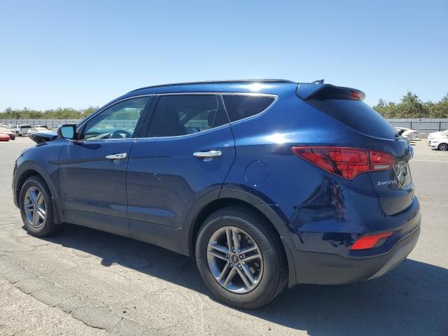 5XYZU3LB7JG553993 - 2018 HYUNDAI SANTA FE S BLUE photo 2