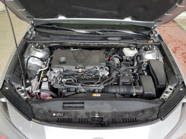 4T1DAACK2SU019688 - 2025 TOYOTA CAMRY XSE SILVER photo 11