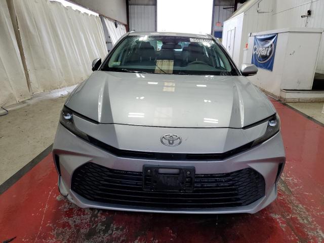 4T1DAACK2SU019688 - 2025 TOYOTA CAMRY XSE SILVER photo 5
