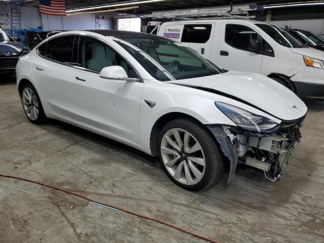 5YJ3E1EB1JF097954 - 2018 TESLA MODEL 3 白色 照片 4