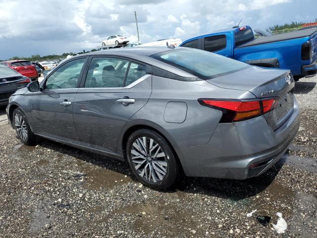 1N4BL4DV5RN371710 - 2024 NISSAN ALTIMA SV GRAY photo 2