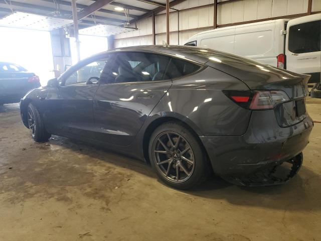 5YJ3E1EB1NF178071 - 2022 TESLA MODEL 3 Gris photo 2